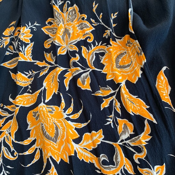 Zara flutter sleeve wrap dress - Picture 4 of 4